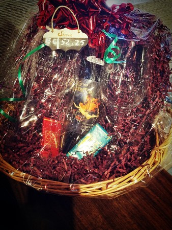 Wine-Glass-Chocolate-Basket